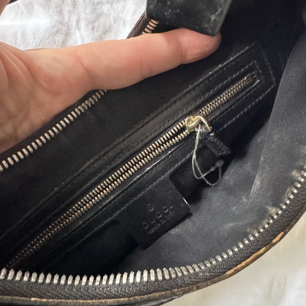 Gucci authentic Black Perforated Leather Amalfi Hobo Bag gold hardware - Picture 10 of 16